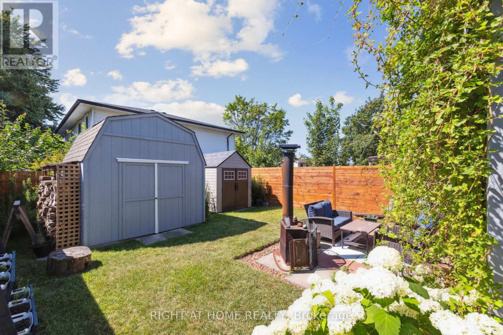 403 Chandos Court, Oshawa (Lakeview), Ontario  L1J 6R1 - Photo 24 - E12385240