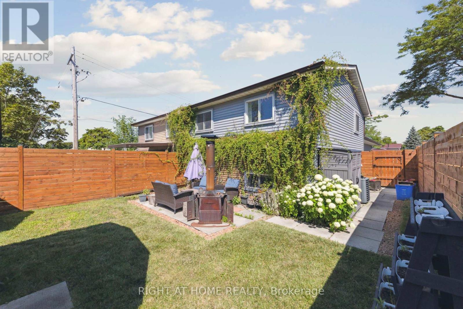403 Chandos Court, Oshawa (Lakeview), Ontario  L1J 6R1 - Photo 25 - E12385240