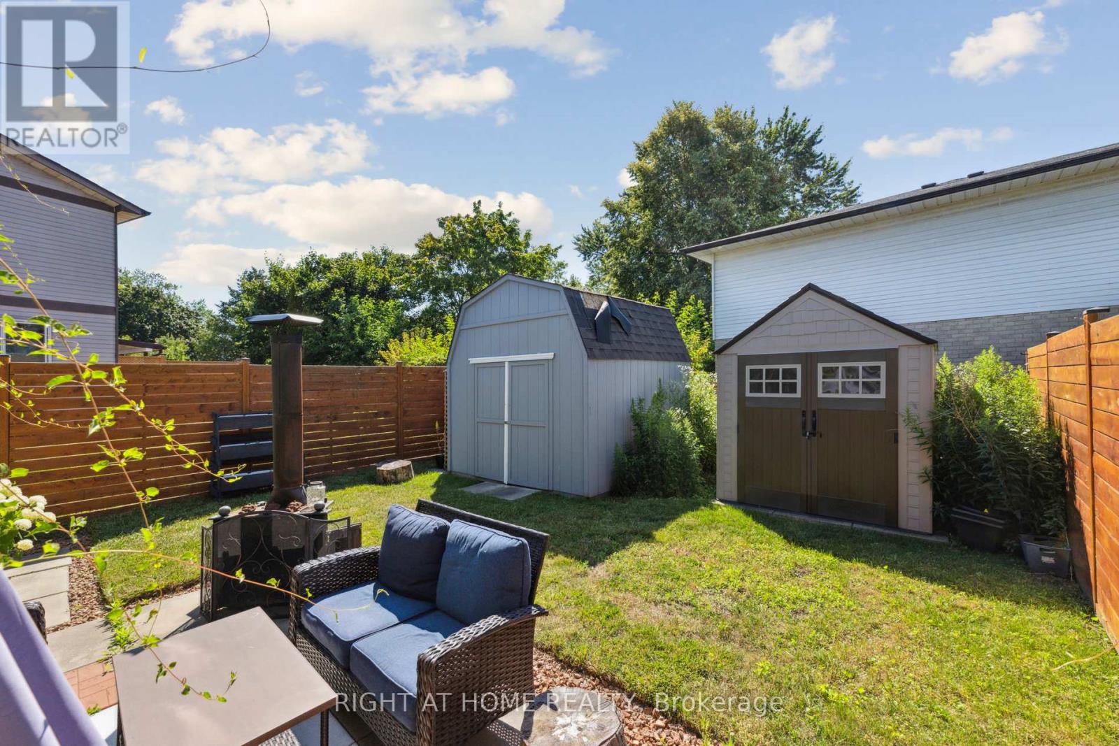 403 Chandos Court, Oshawa (Lakeview), Ontario  L1J 6R1 - Photo 29 - E12385240