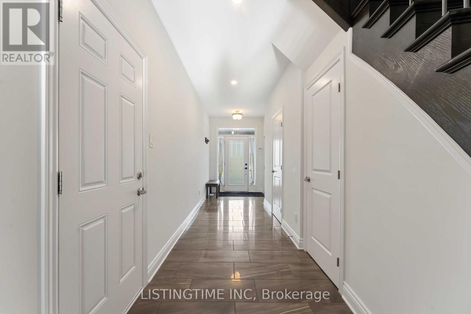704 Brian Good Avenue, Ottawa, Ontario  K4M 0C1 - Photo 2 - X12385292