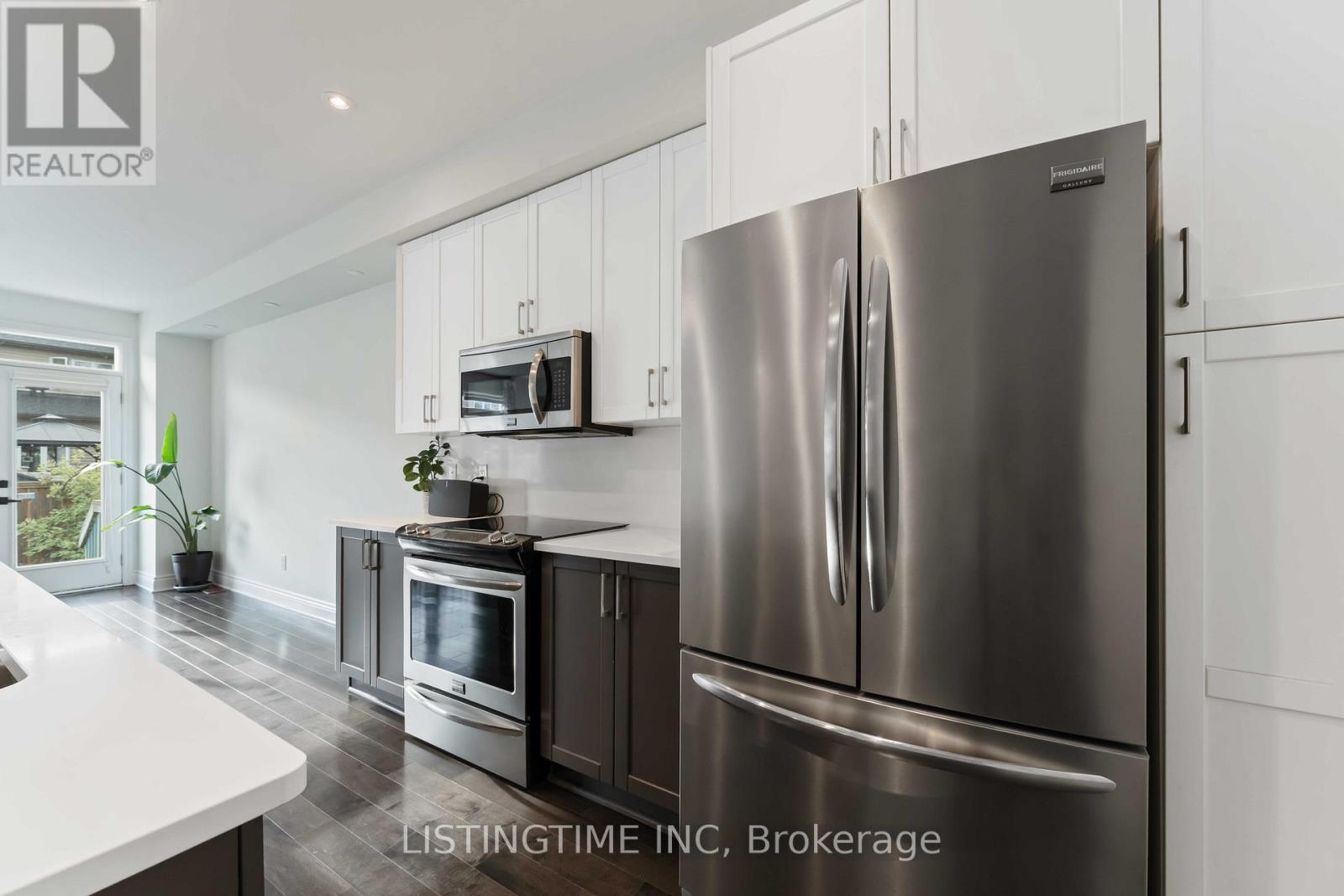 704 Brian Good Avenue, Ottawa, Ontario  K4M 0C1 - Photo 5 - X12385292