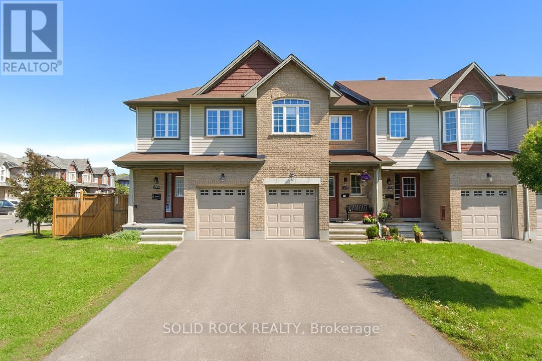 600 GAZEBO STREET, Ottawa, Ontario