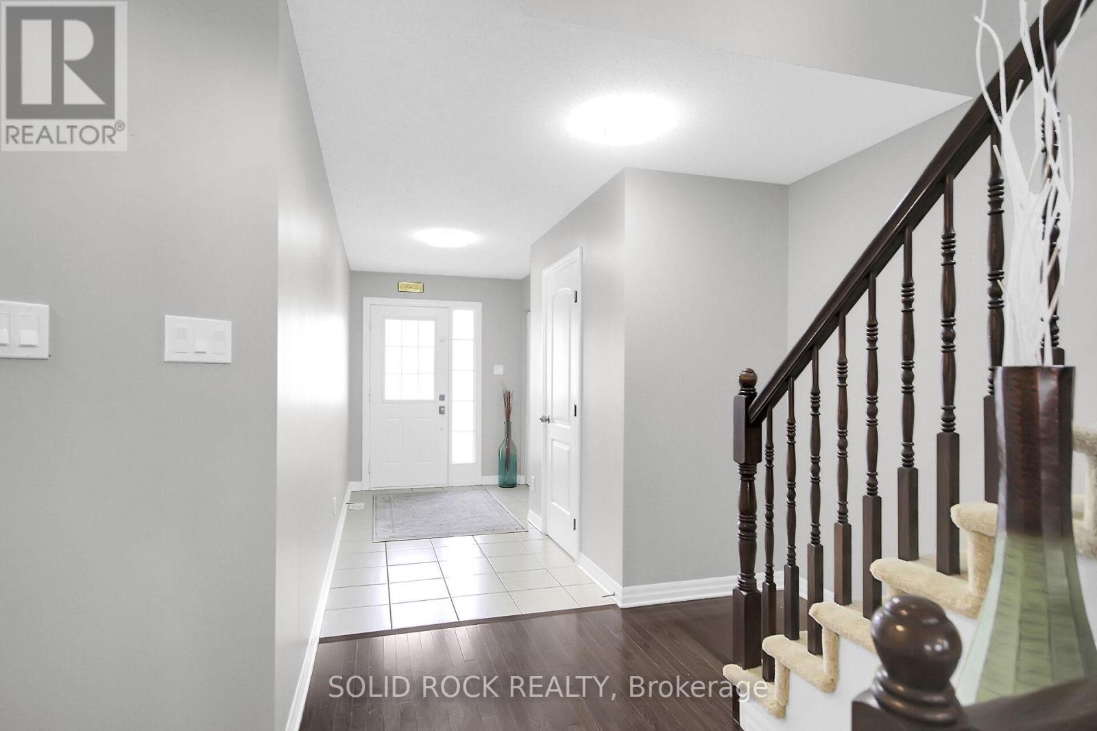 600 Gazebo Street, Ottawa, Ontario  K4M 0B5 - Photo 2 - X12385324