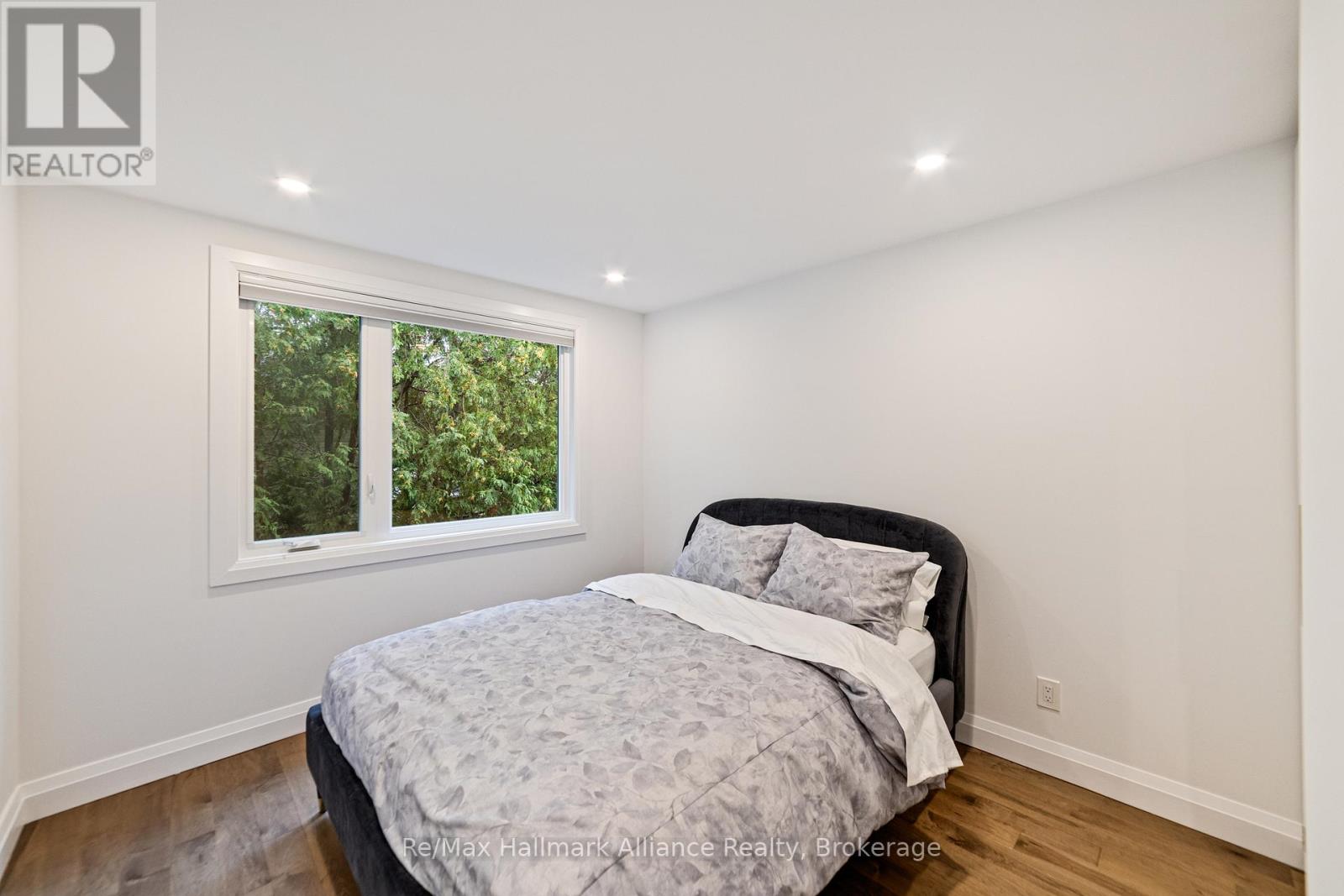 247 Willowridge Court, Oakville, Ontario  L6L 5J1 - Photo 28 - W12385351