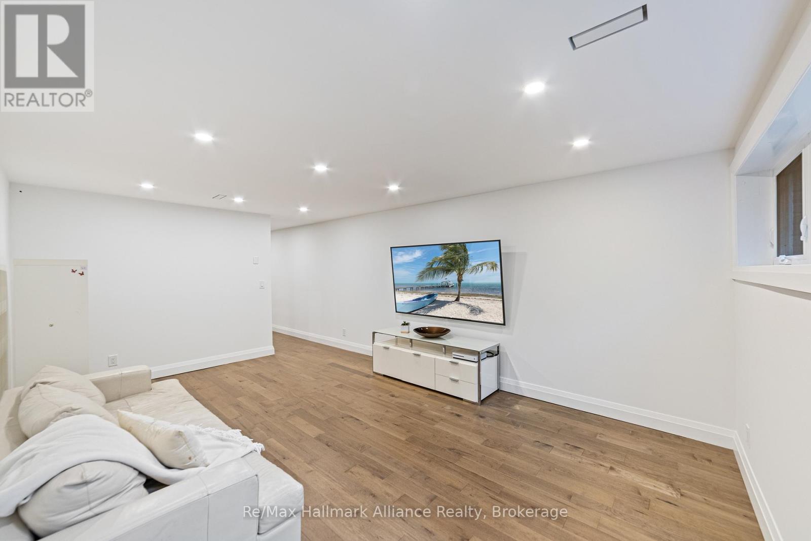 247 Willowridge Court, Oakville, Ontario  L6L 5J1 - Photo 32 - W12385351