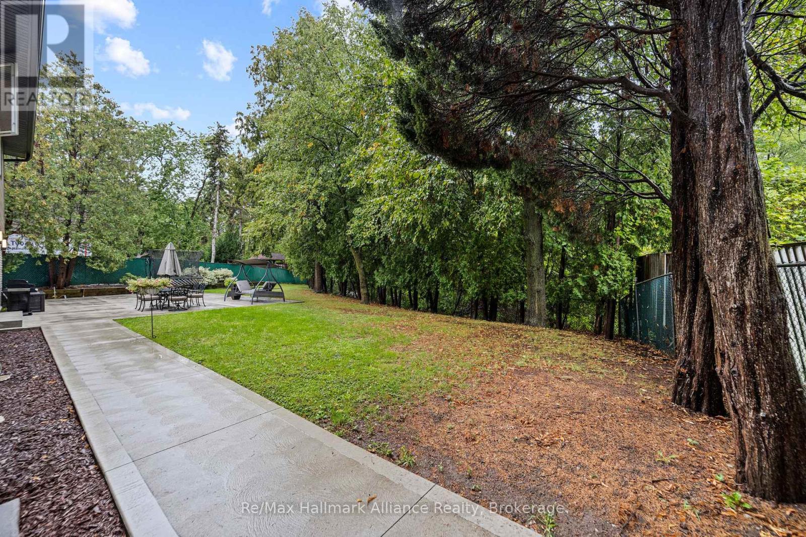 247 Willowridge Court, Oakville, Ontario  L6L 5J1 - Photo 38 - W12385351