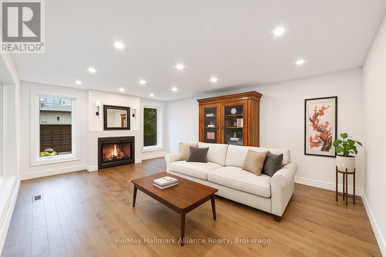 247 Willowridge Court, Oakville, Ontario  L6L 5J1 - Photo 6 - W12385351