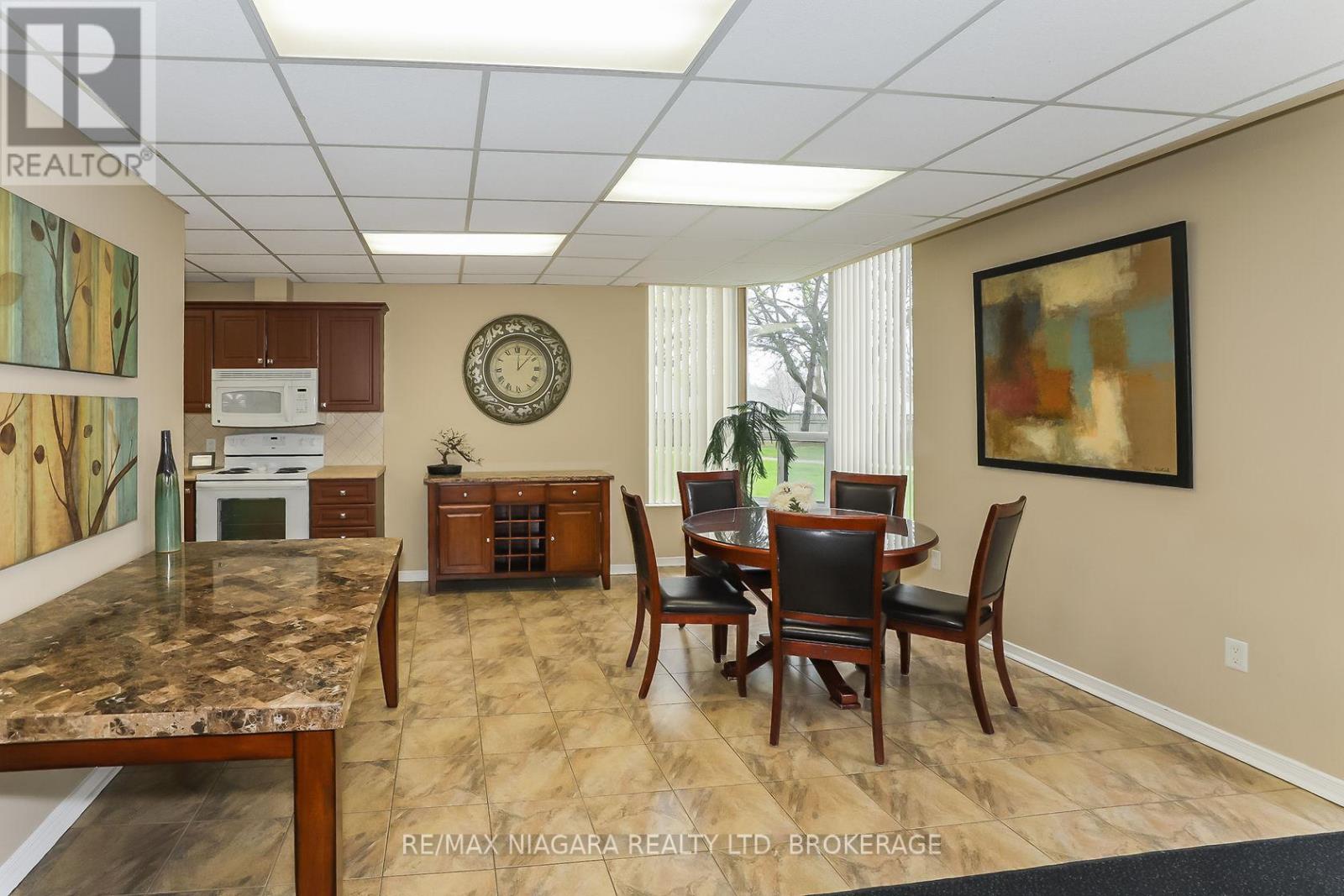911 - 81 Scott Street, St. Catharines (Lakeport), Ontario  L2N 7L5 - Photo 12 - X12385382
