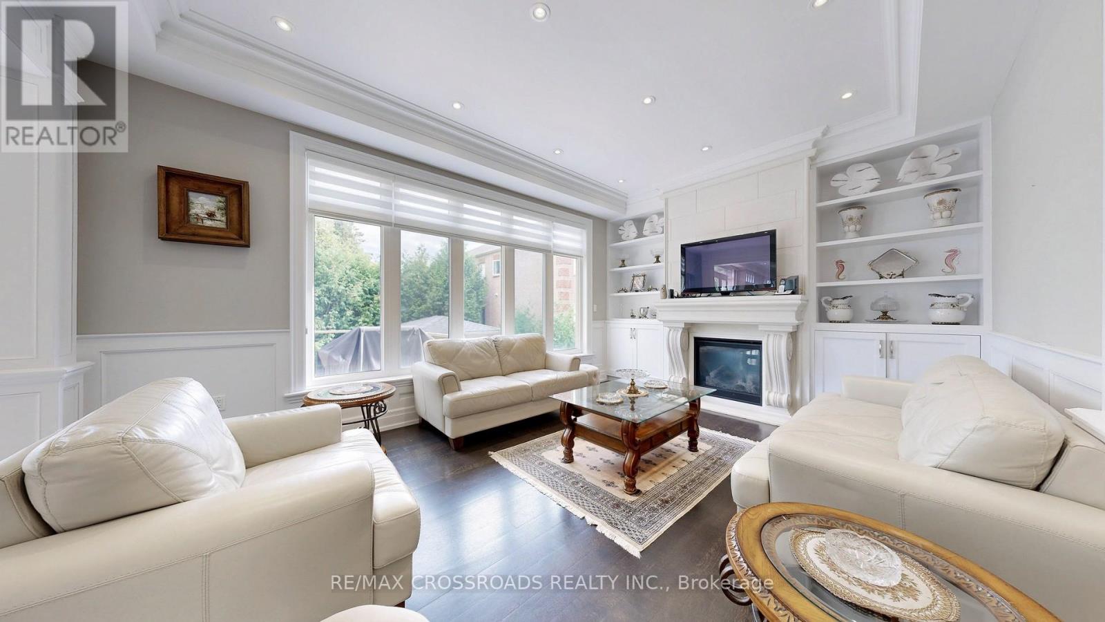 635 Elgin Mills Road W, Richmond Hill (Mill Pond), Ontario  L4C 4M2 - Photo 18 - N12385218
