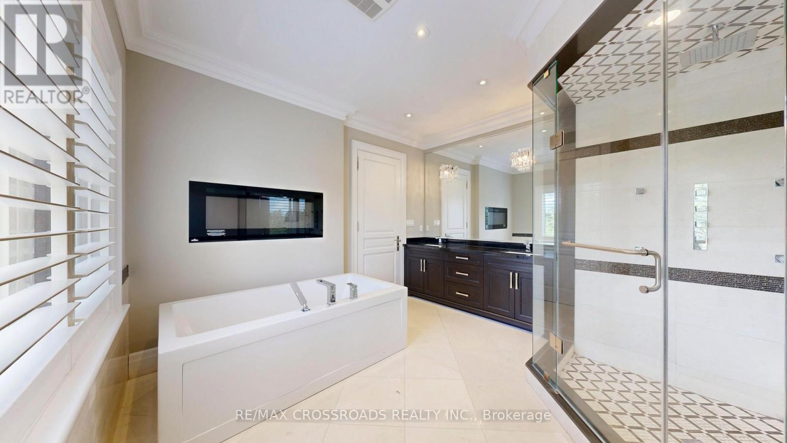635 Elgin Mills Road W, Richmond Hill (Mill Pond), Ontario  L4C 4M2 - Photo 28 - N12385218