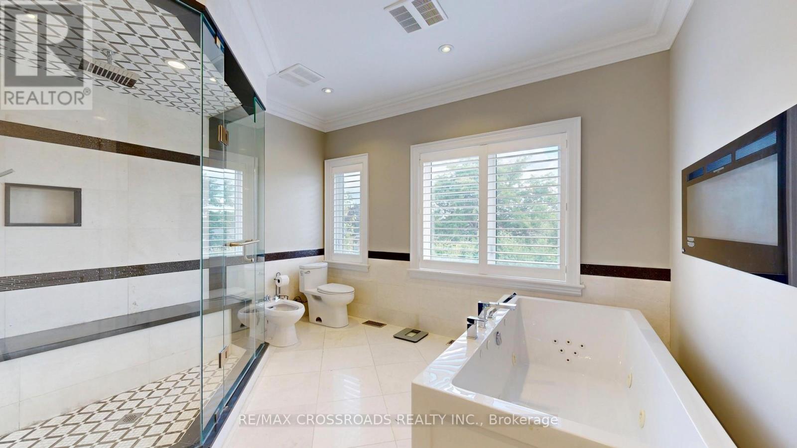 635 Elgin Mills Road W, Richmond Hill (Mill Pond), Ontario  L4C 4M2 - Photo 29 - N12385218