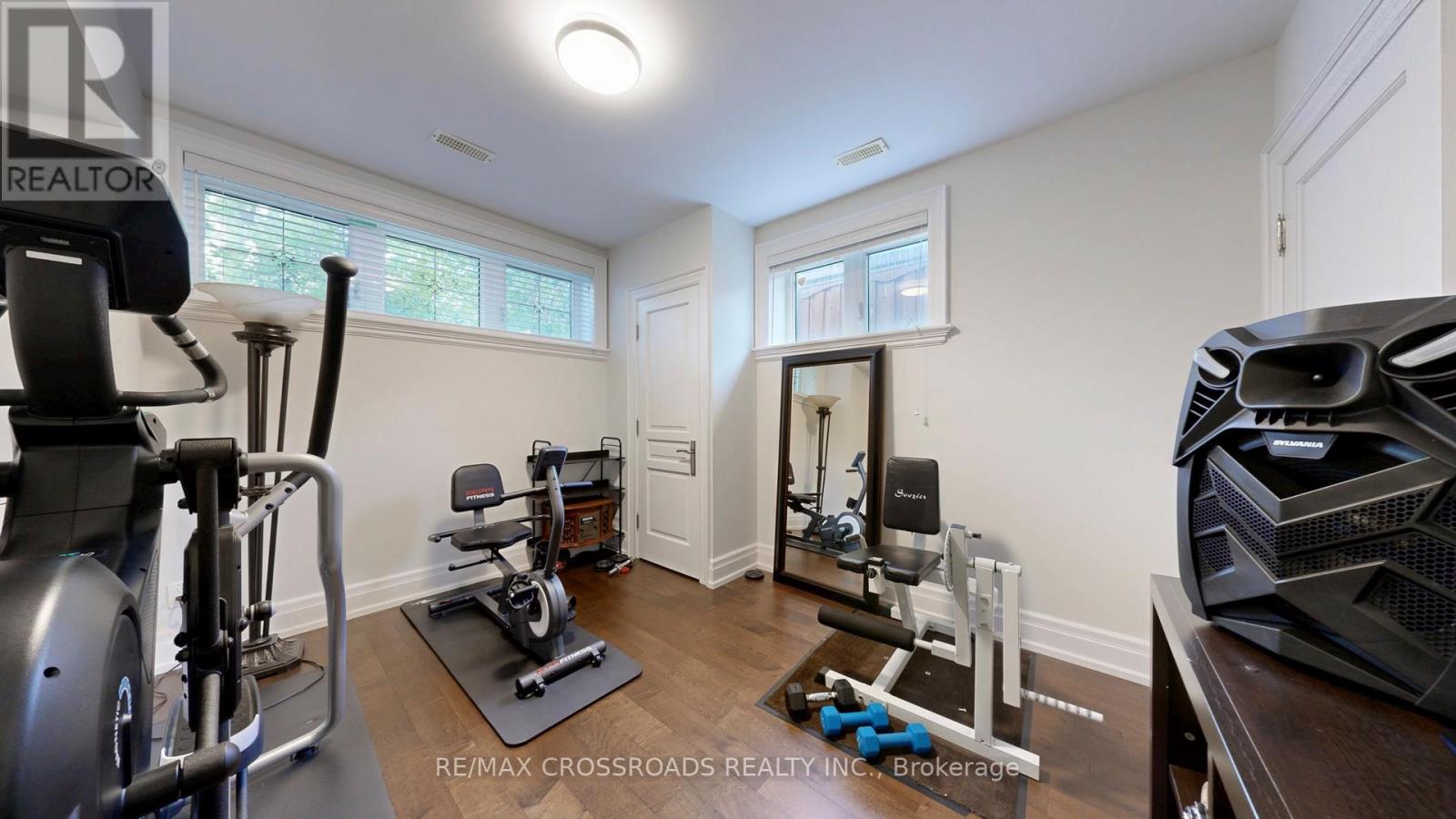 635 Elgin Mills Road W, Richmond Hill (Mill Pond), Ontario  L4C 4M2 - Photo 45 - N12385218