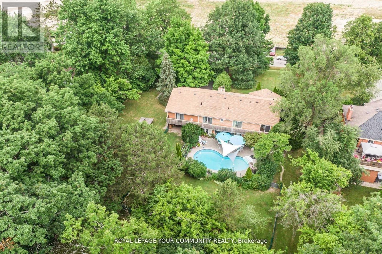 247 Harris Avenue, Richmond Hill, Ontario  L4E 3M3 - Photo 35 - N12385245
