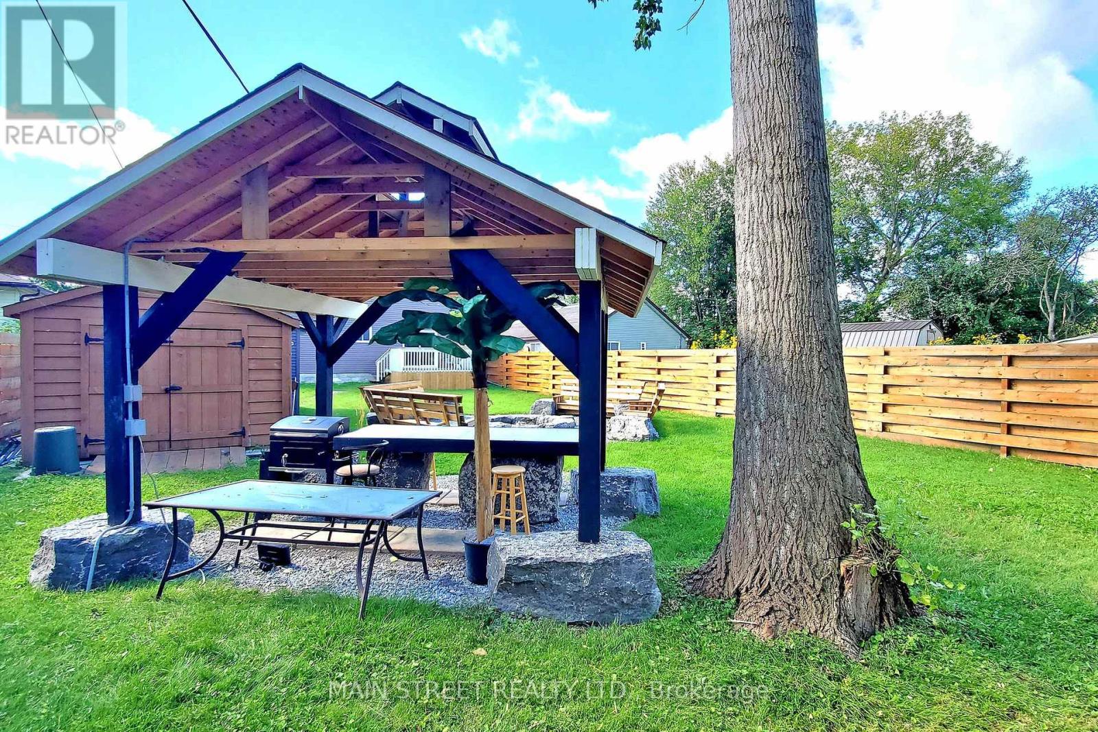 350 Miami Drive, Georgina, Ontario  L4P 2Z7 - Photo 33 - N12385255