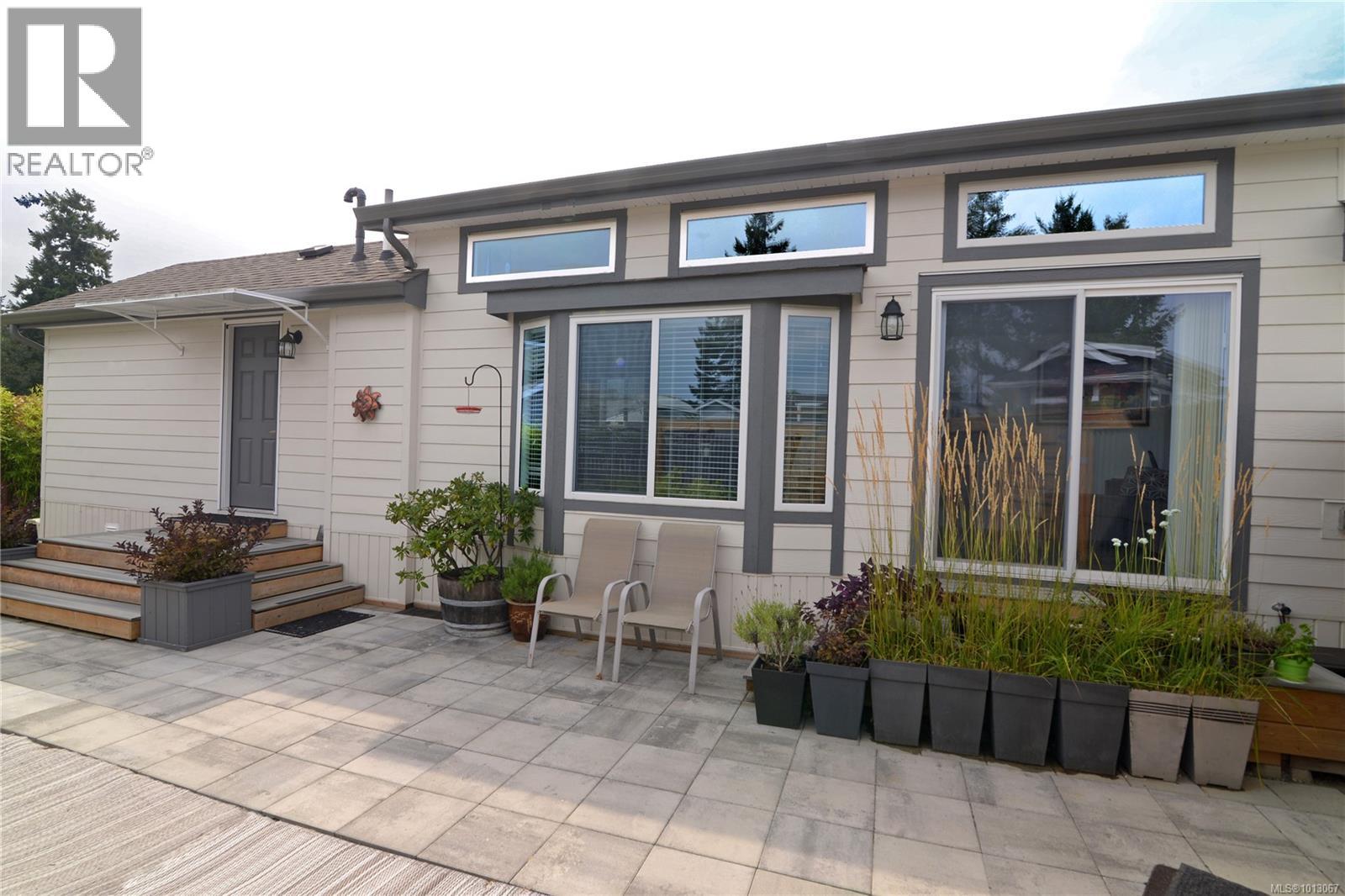 51 2133 Henderson Lake Way, Nanaimo, British Columbia
