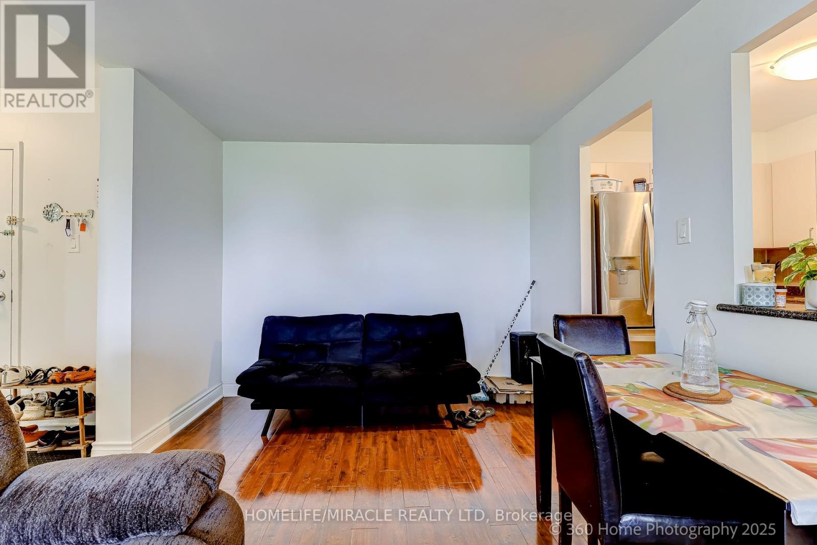 409 - 3501 Glen Erin Drive, Mississauga (Erin Mills), Ontario  L5L 2E9 - Photo 11 - W12385237