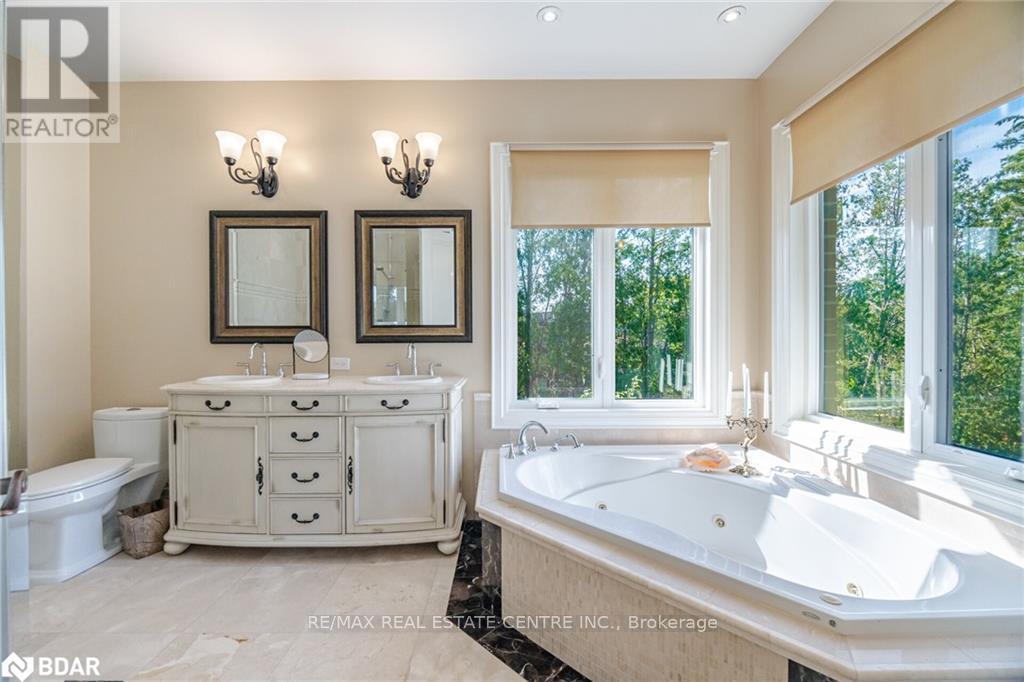 275 Martin Street, Milton, Ontario  L9T 2R7 - Photo 22 - W12385250