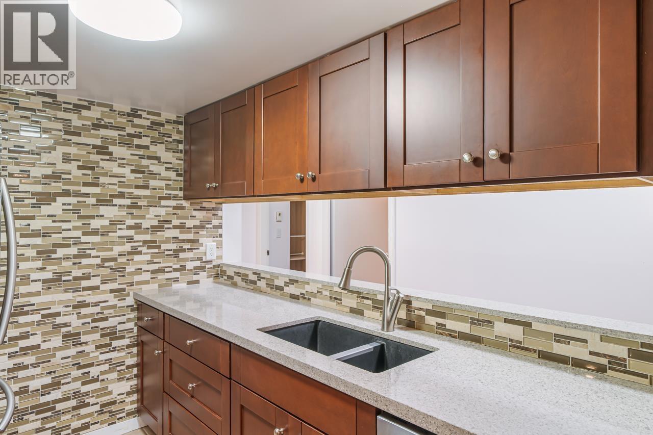 205 1550 Sw Marine Drive, Vancouver, British Columbia  V6P 6A6 - Photo 10 - R3043993