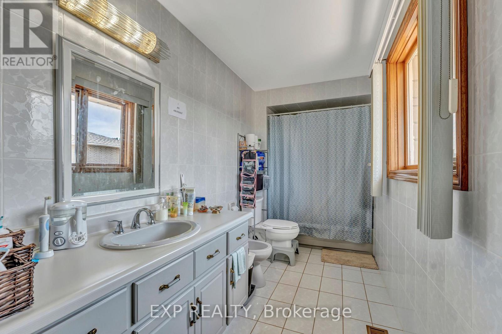 2 Glencrest Avenue, Hamilton, Ontario  L8G 4Y9 - Photo 26 - X12385229