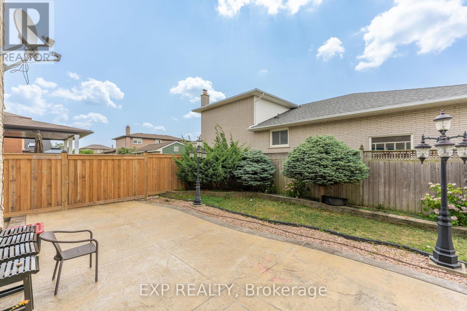 2 Glencrest Avenue, Hamilton, Ontario  L8G 4Y9 - Photo 42 - X12385229