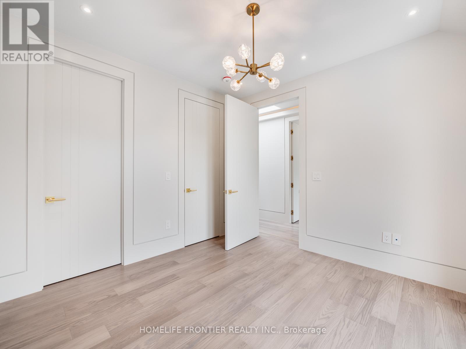 49 Abitibi Avenue, Toronto, Ontario  M2M 2V3 - Photo 37 - C12385329