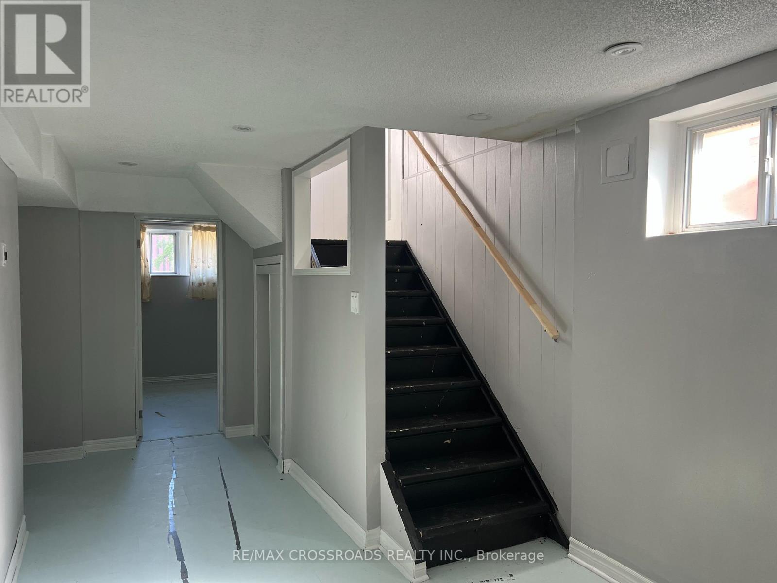 6 Seminole Avenue, Toronto, Ontario  M1J 1M9 - Photo 16 - E12385345