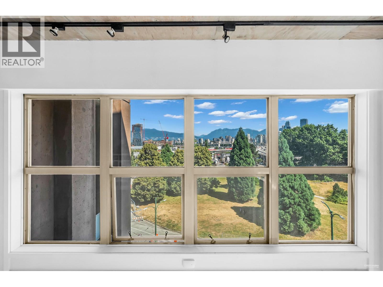 404 1529 W 6th Avenue, Vancouver, British Columbia  V6J 1R1 - Photo 17 - R3026347