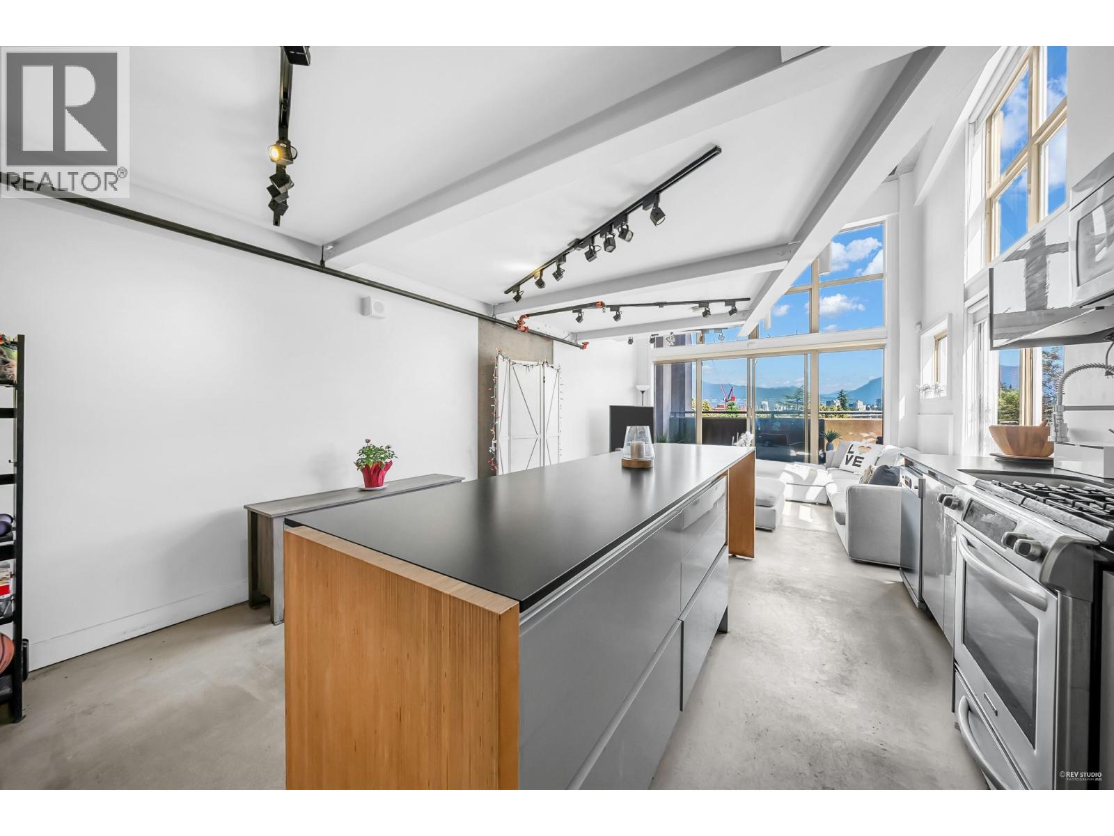 404 1529 W 6th Avenue, Vancouver, British Columbia  V6J 1R1 - Photo 10 - R3026347