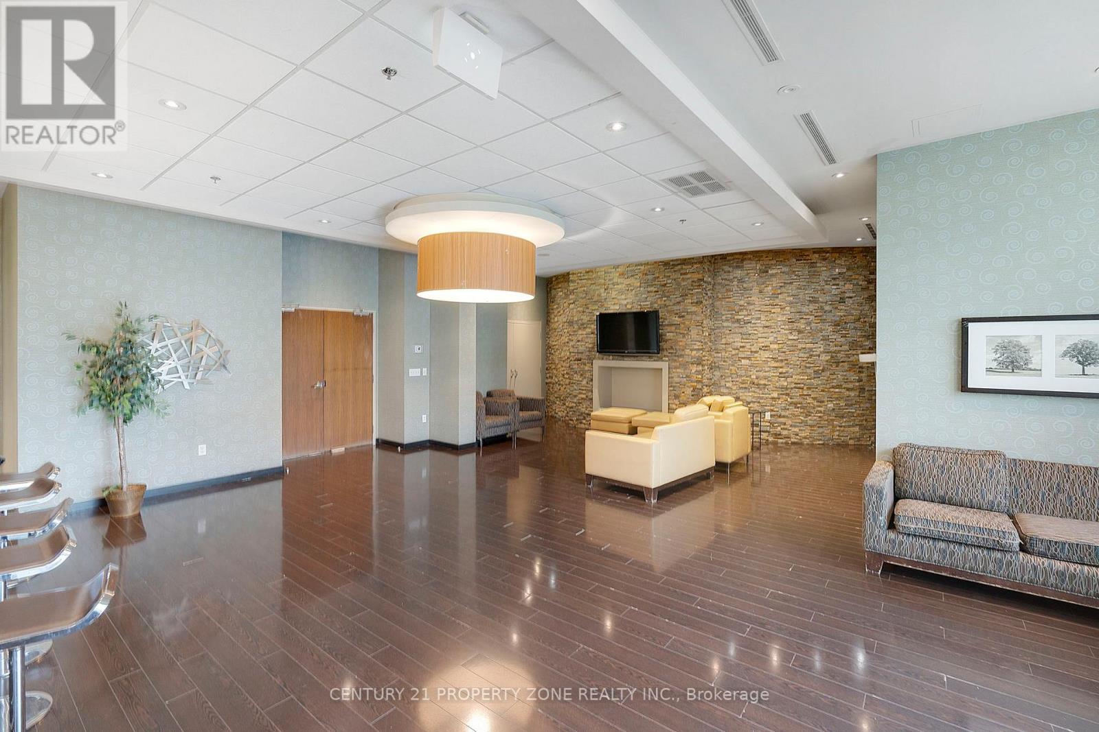 1804 - 215 Queen Street E, Brampton, Ontario  L6W 0A9 - Photo 2 - W12369701