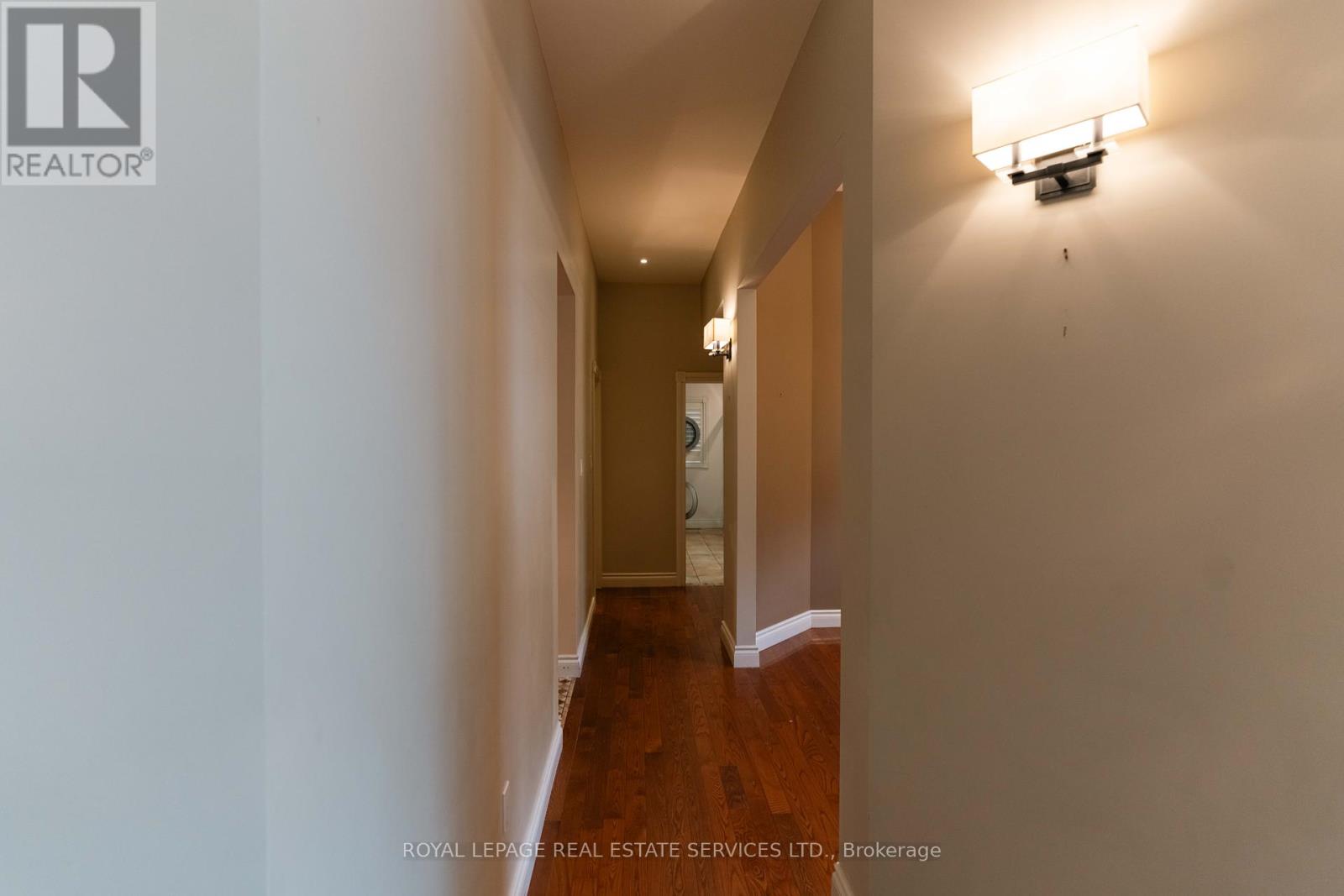 238 Wilderness Drive, Hamilton, Ontario  L9G 4S3 - Photo 7 - X12344482