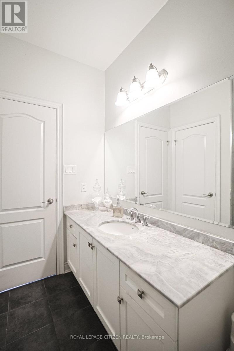 19 Westmount Drive, New Tecumseth, Ontario  L9R 0P5 - Photo 23 - N12385323