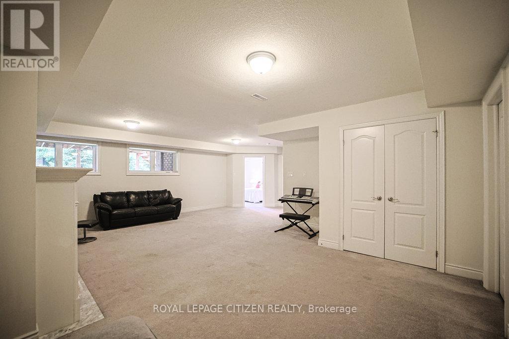 19 Westmount Drive, New Tecumseth, Ontario  L9R 0P5 - Photo 31 - N12385323