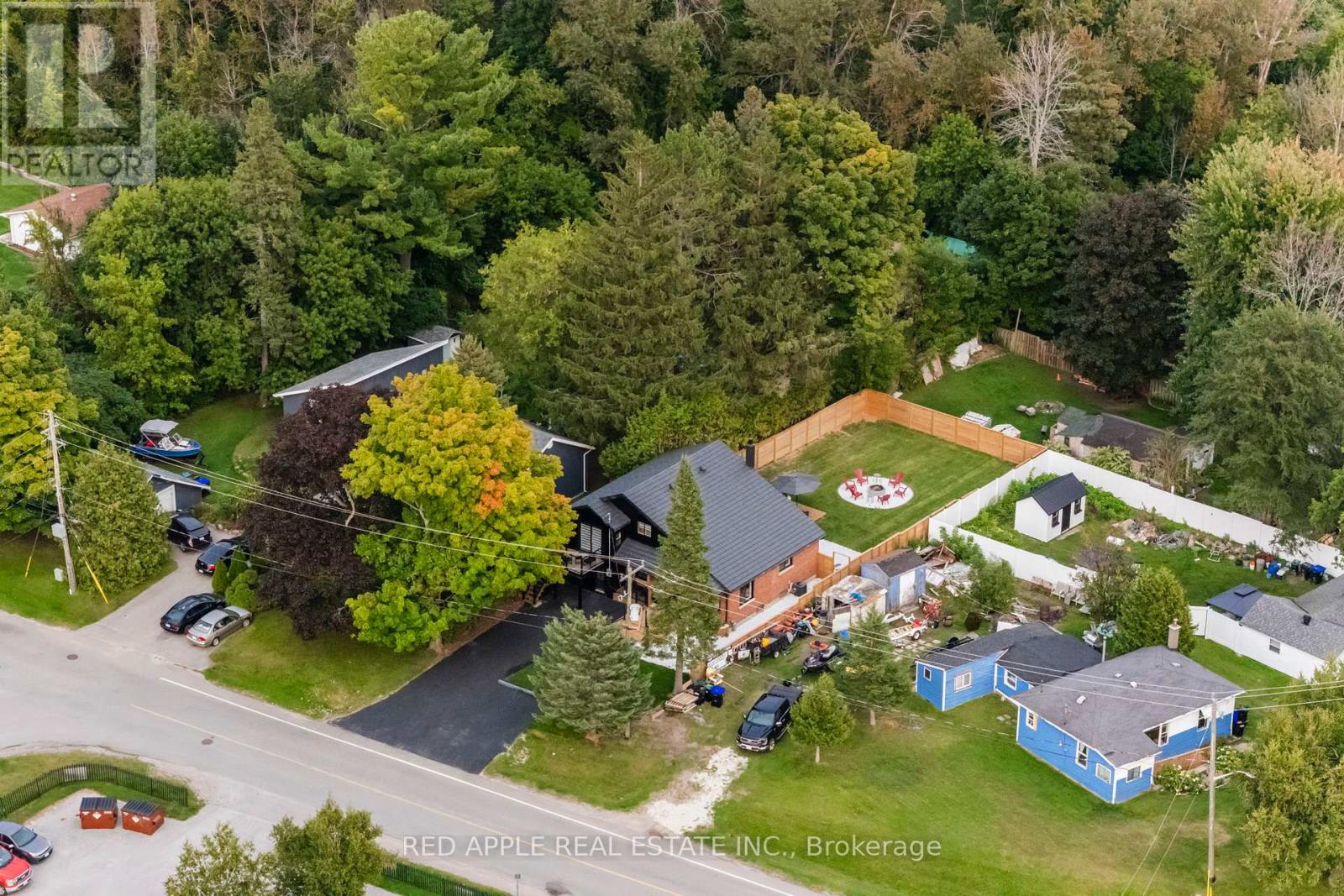 205 Hoyt Avenue, Tay (Victoria Harbour), Ontario  L0K 2A0 - Photo 8 - S12385271