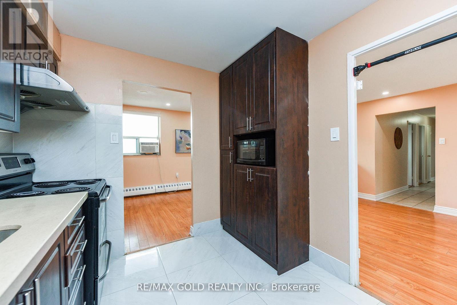 605 - 3555 Derry Road E, Mississauga (Malton), Ontario  L4T 1B2 - Photo 10 - W12385282