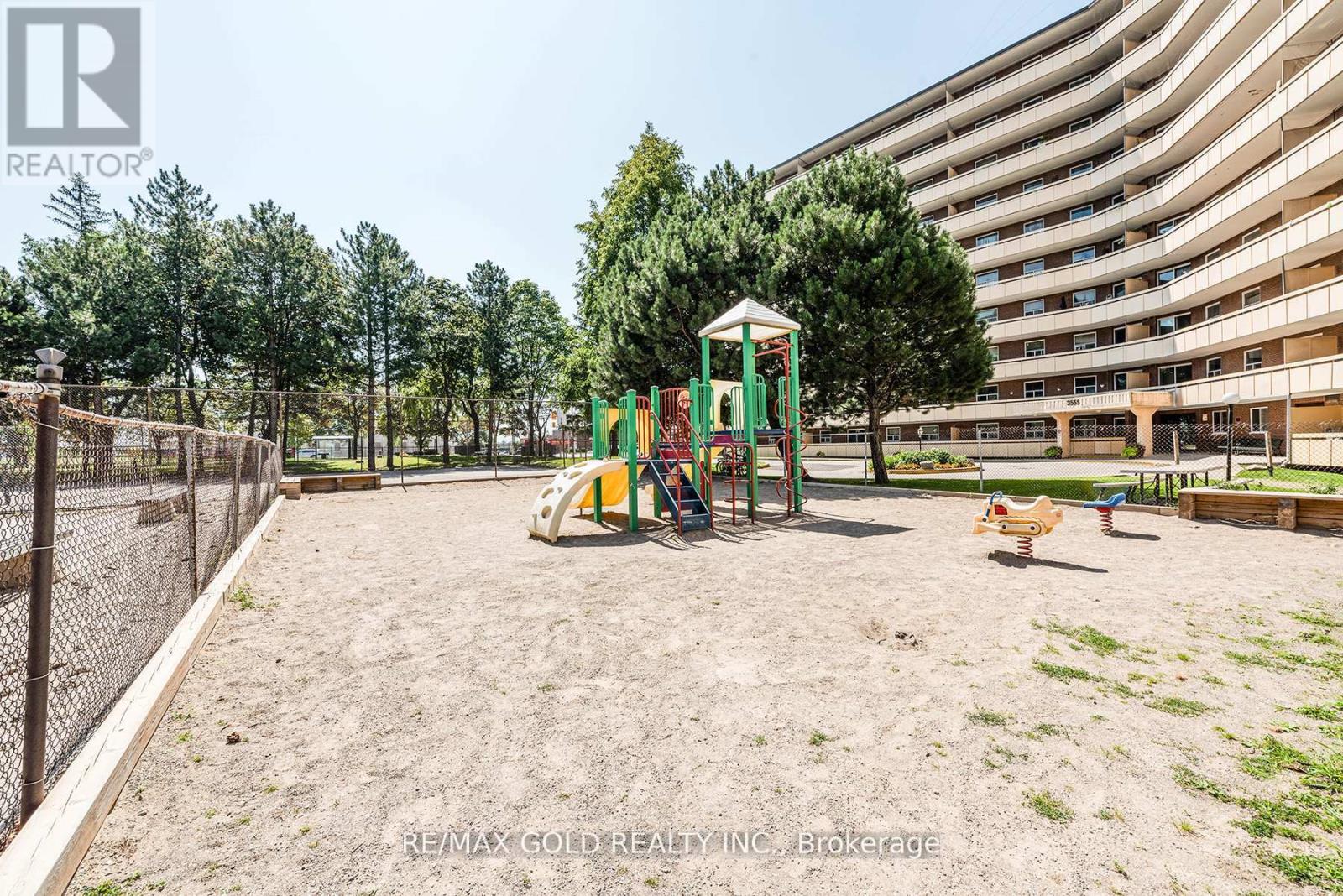 605 - 3555 Derry Road E, Mississauga (Malton), Ontario  L4T 1B2 - Photo 28 - W12385282
