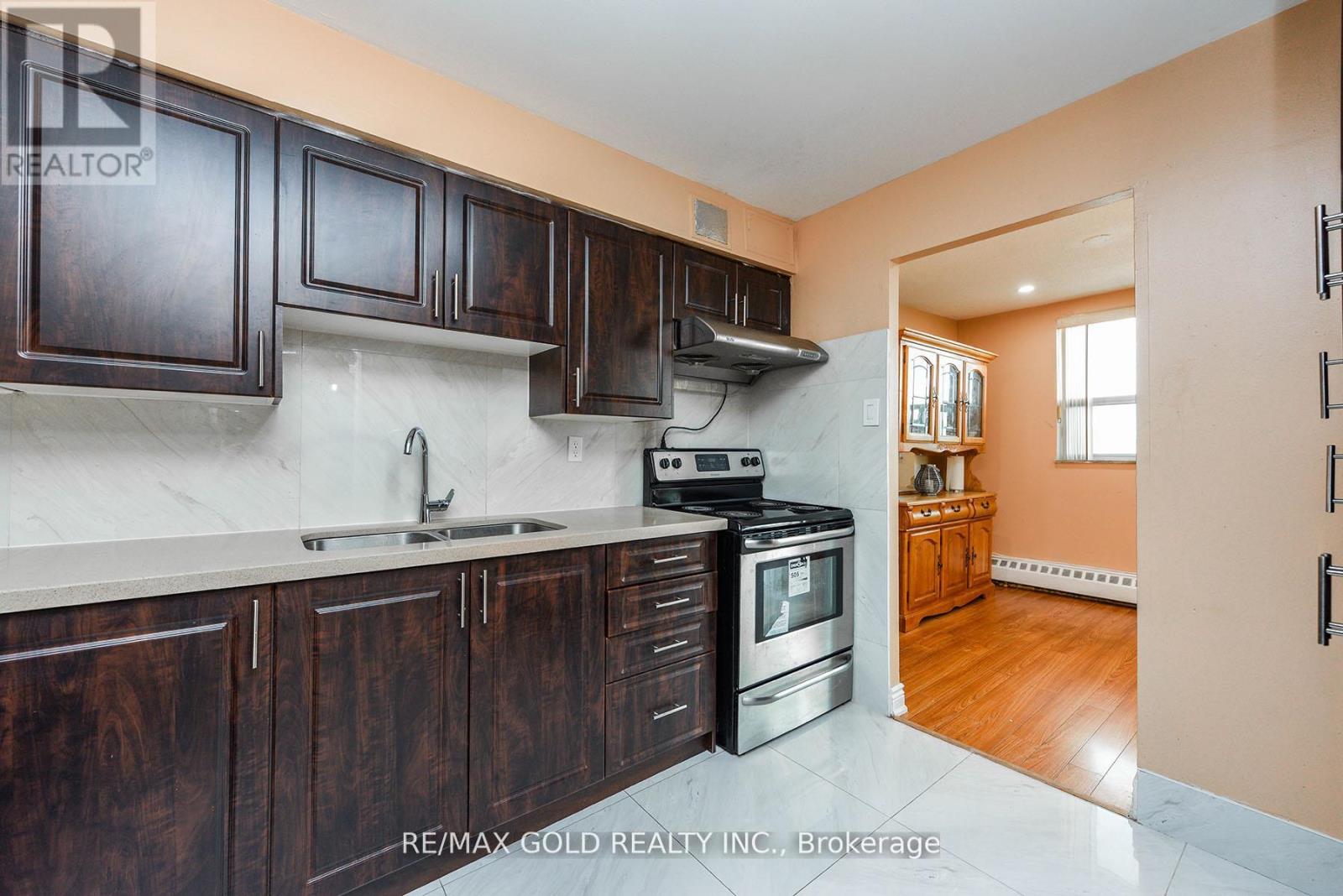 605 - 3555 Derry Road E, Mississauga (Malton), Ontario  L4T 1B2 - Photo 9 - W12385282