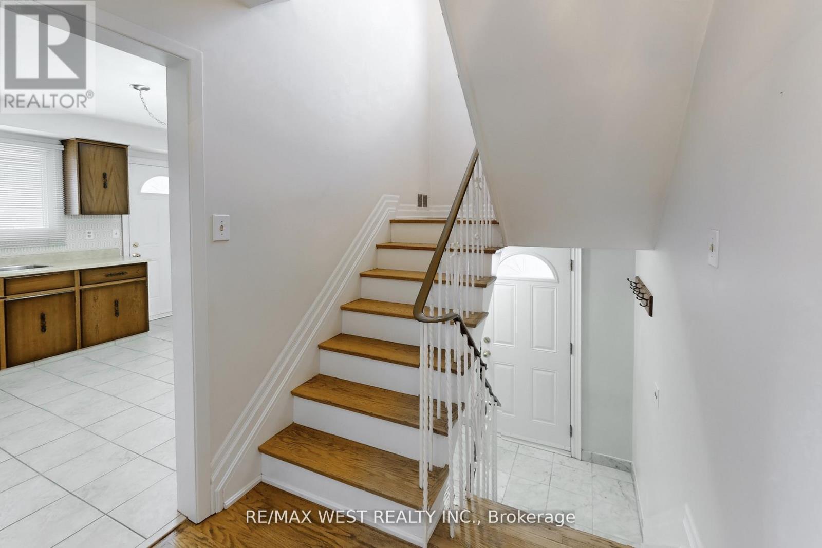 304 Concord Avenue, Toronto, Ontario  M6H 2P6 - Photo 36 - W12385315