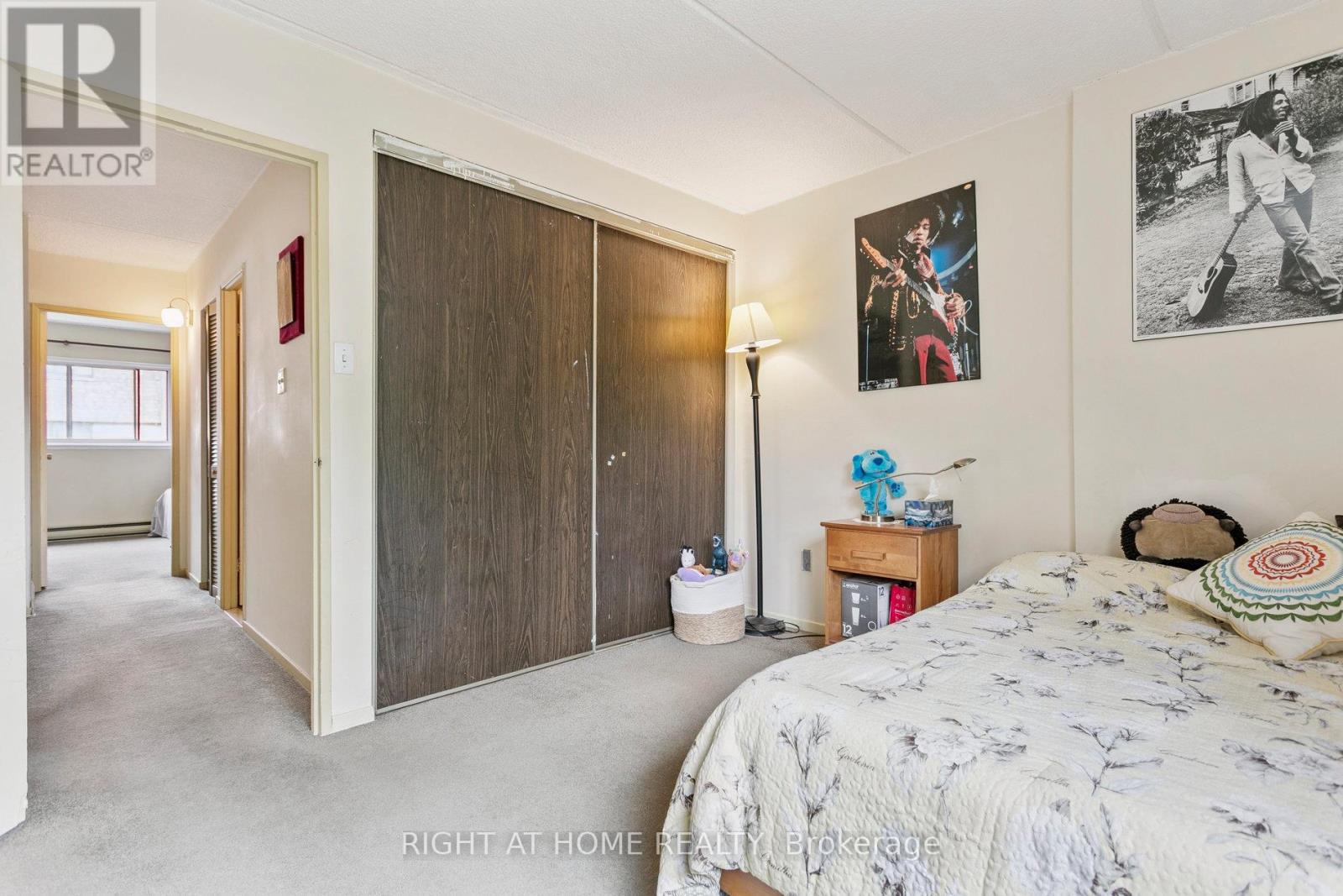161 - 180 Mississ Vly Boulevard, Mississauga, Ontario  L5A 3M2 - Photo 16 - W12385318