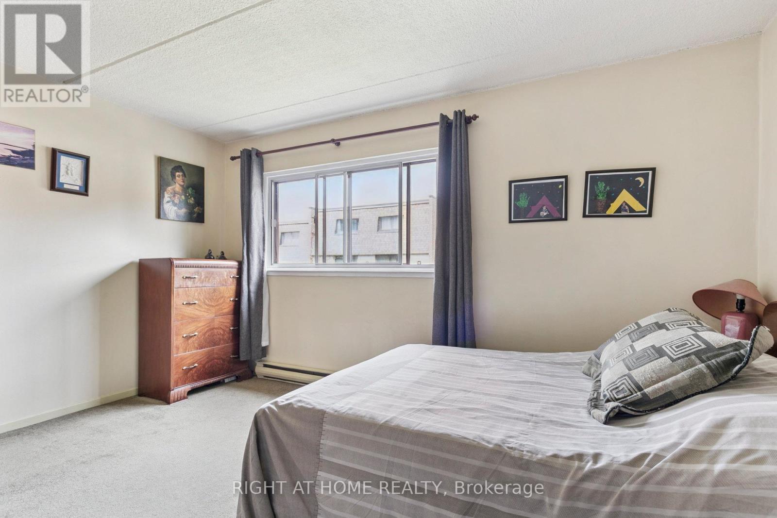 161 - 180 Mississ Vly Boulevard, Mississauga, Ontario  L5A 3M2 - Photo 20 - W12385318