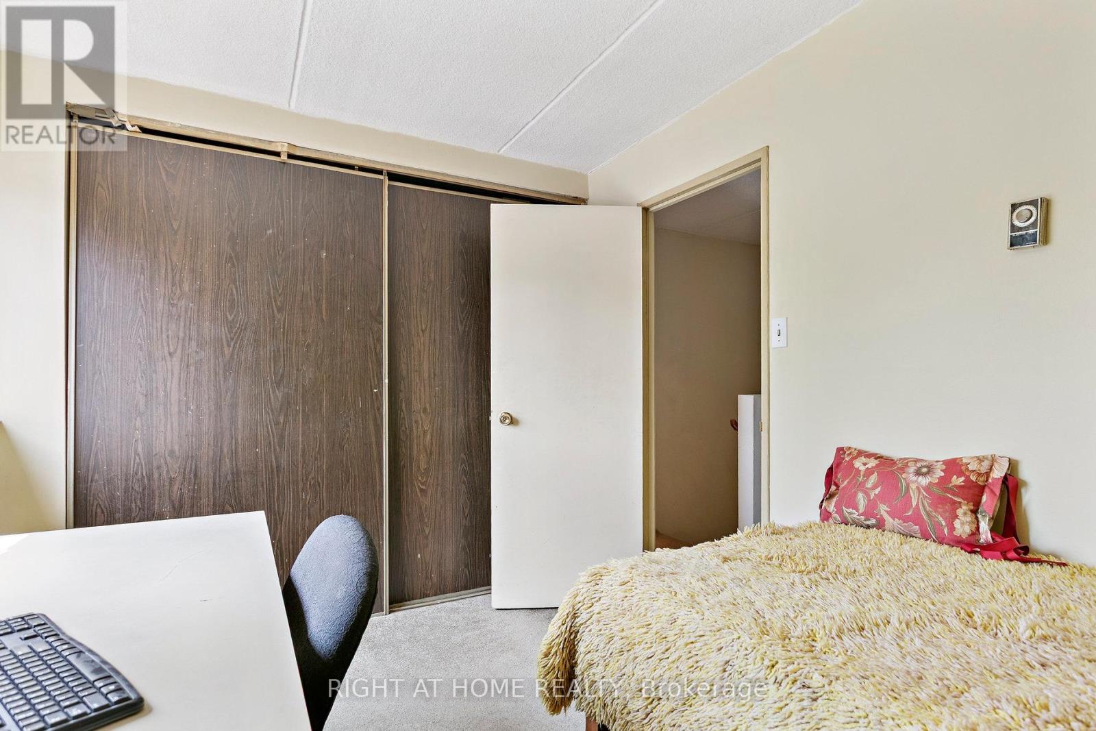 161 - 180 Mississ Vly Boulevard, Mississauga, Ontario  L5A 3M2 - Photo 31 - W12385318