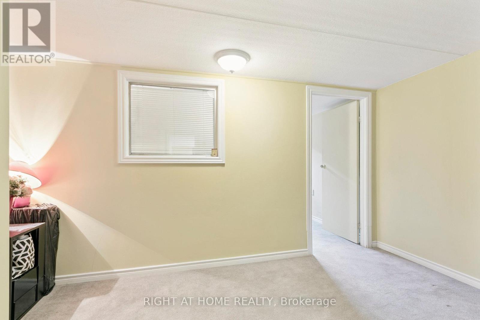 161 - 180 Mississ Vly Boulevard, Mississauga, Ontario  L5A 3M2 - Photo 36 - W12385318