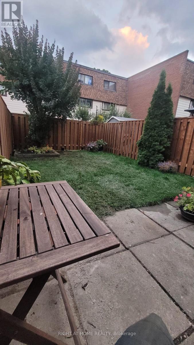 161 - 180 Mississ Vly Boulevard, Mississauga, Ontario  L5A 3M2 - Photo 47 - W12385318
