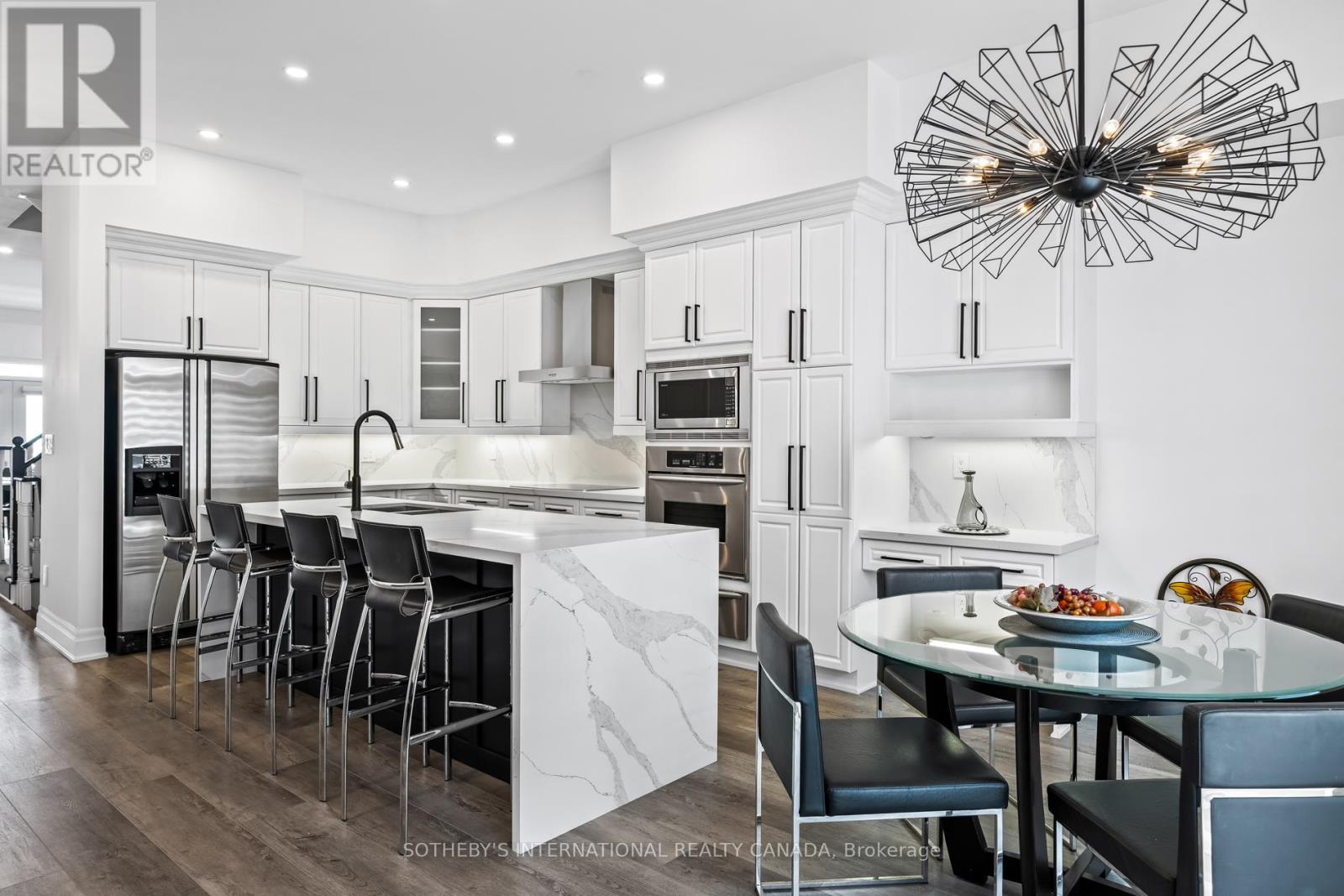 22 - 54 St Lawrence Drive, Mississauga (Port Credit), Ontario  L5G 4V1 - Photo 14 - W12385340