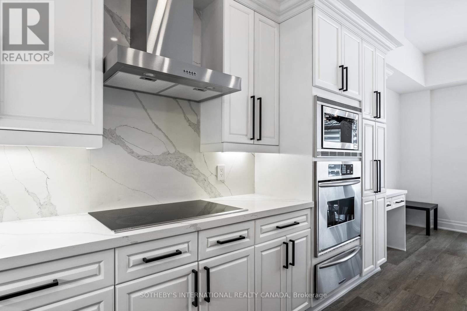 22 - 54 St Lawrence Drive, Mississauga (Port Credit), Ontario  L5G 4V1 - Photo 15 - W12385340