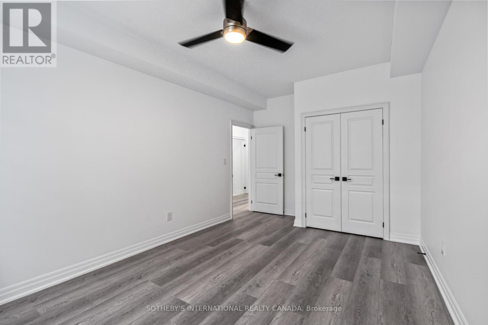 22 - 54 St Lawrence Drive, Mississauga (Port Credit), Ontario  L5G 4V1 - Photo 29 - W12385340