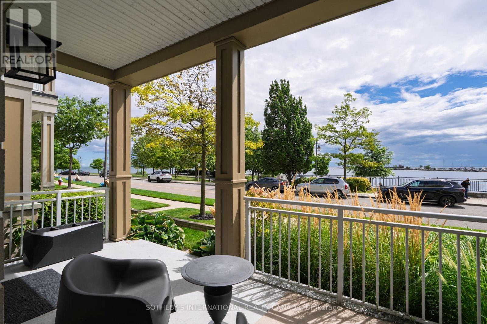 22 - 54 St Lawrence Drive, Mississauga (Port Credit), Ontario  L5G 4V1 - Photo 35 - W12385340