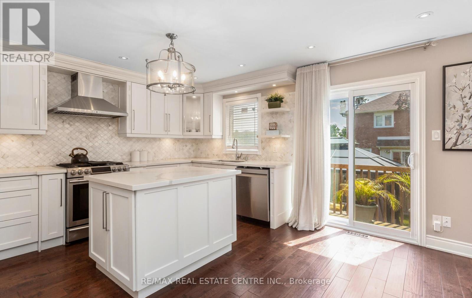 5302 Lismic Boulevard, Mississauga (East Credit), Ontario  L5V 1P5 - Photo 18 - W12385366