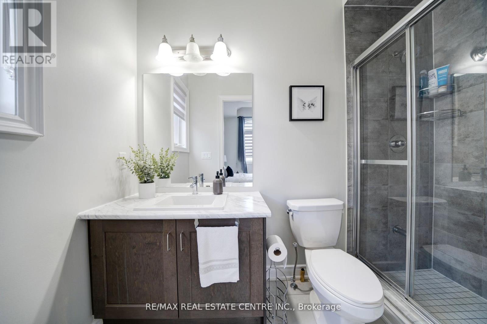 5 Carl Finlay Drive, Brampton (Toronto Gore Rural Estate), Ontario  L6P 4G4 - Photo 47 - W12385377