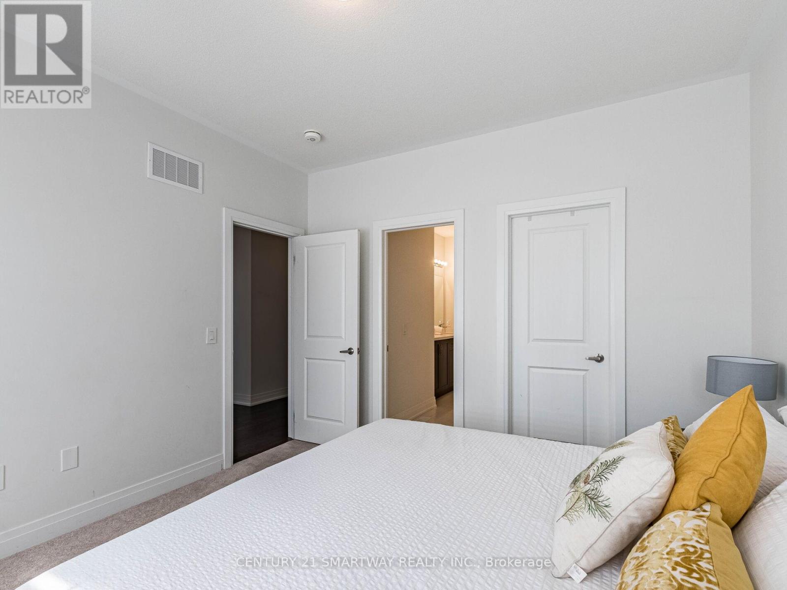 58 Jura Crescent, Brampton, Ontario  L6P 4R3 - Photo 23 - W12385396