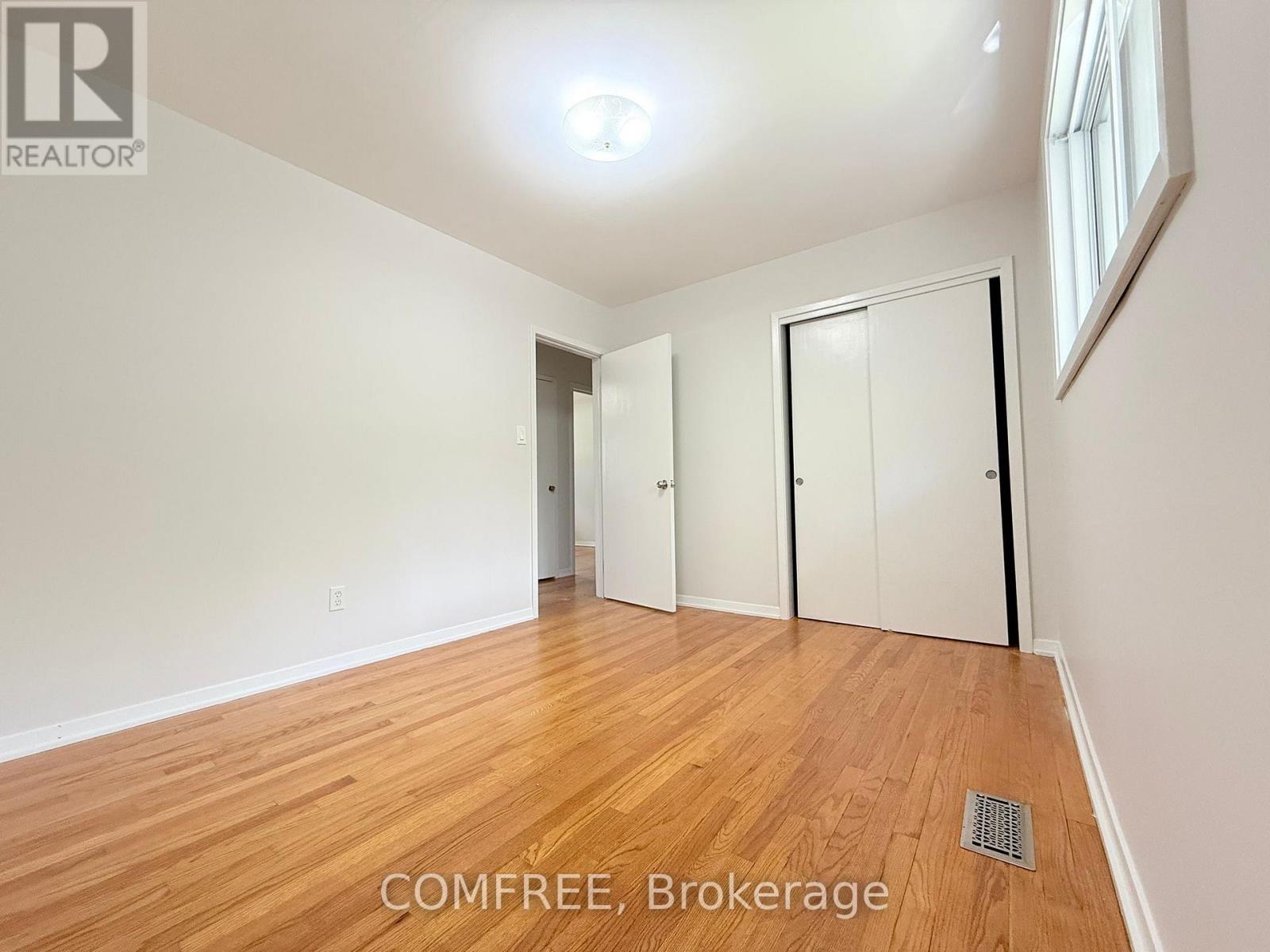 2372 Riley Avenue, Ottawa, Ontario  K2C 1J9 - Photo 9 - X12385403